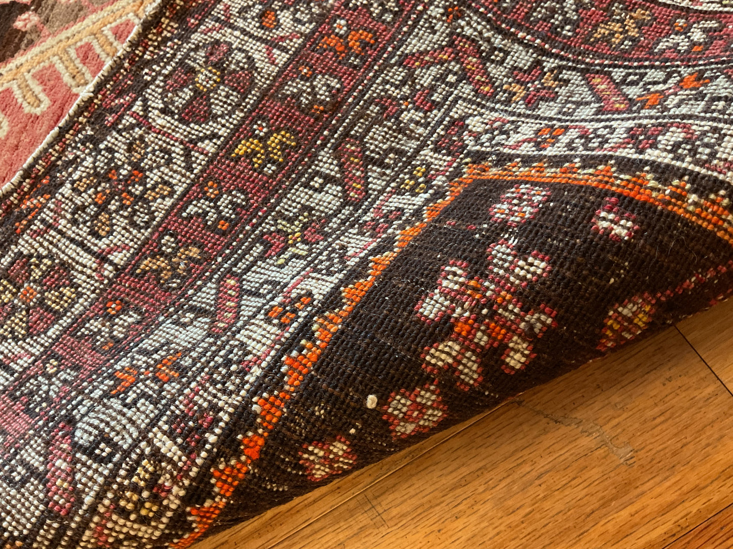Turkish Anatolian - 3.9x6.0 - DM553