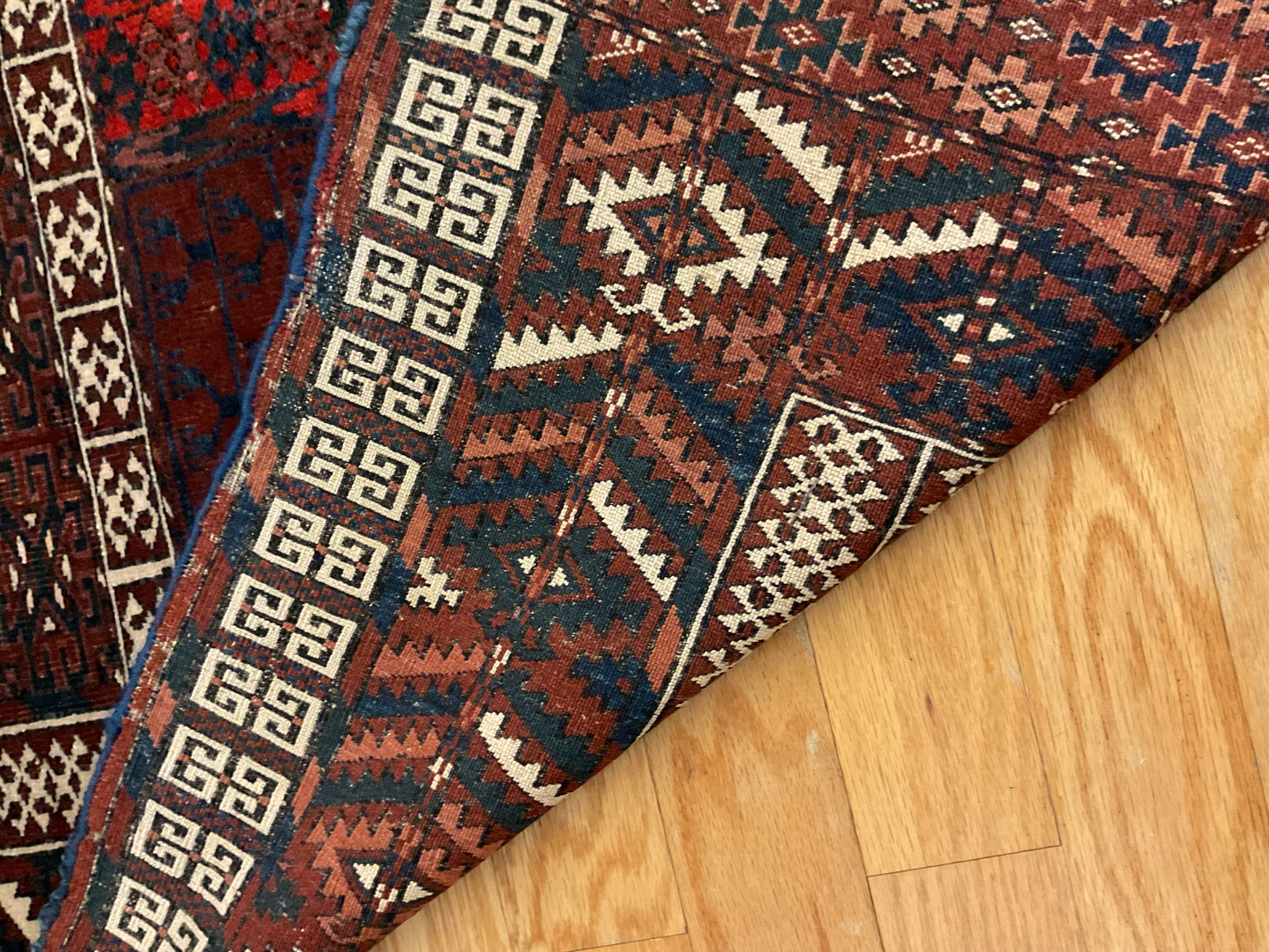 Persian Turkman - 3.9x4.8 - E3770