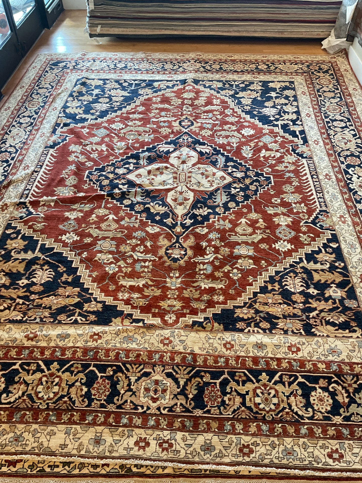 Pakistan Serapi - 12.2x14.7 - 1803