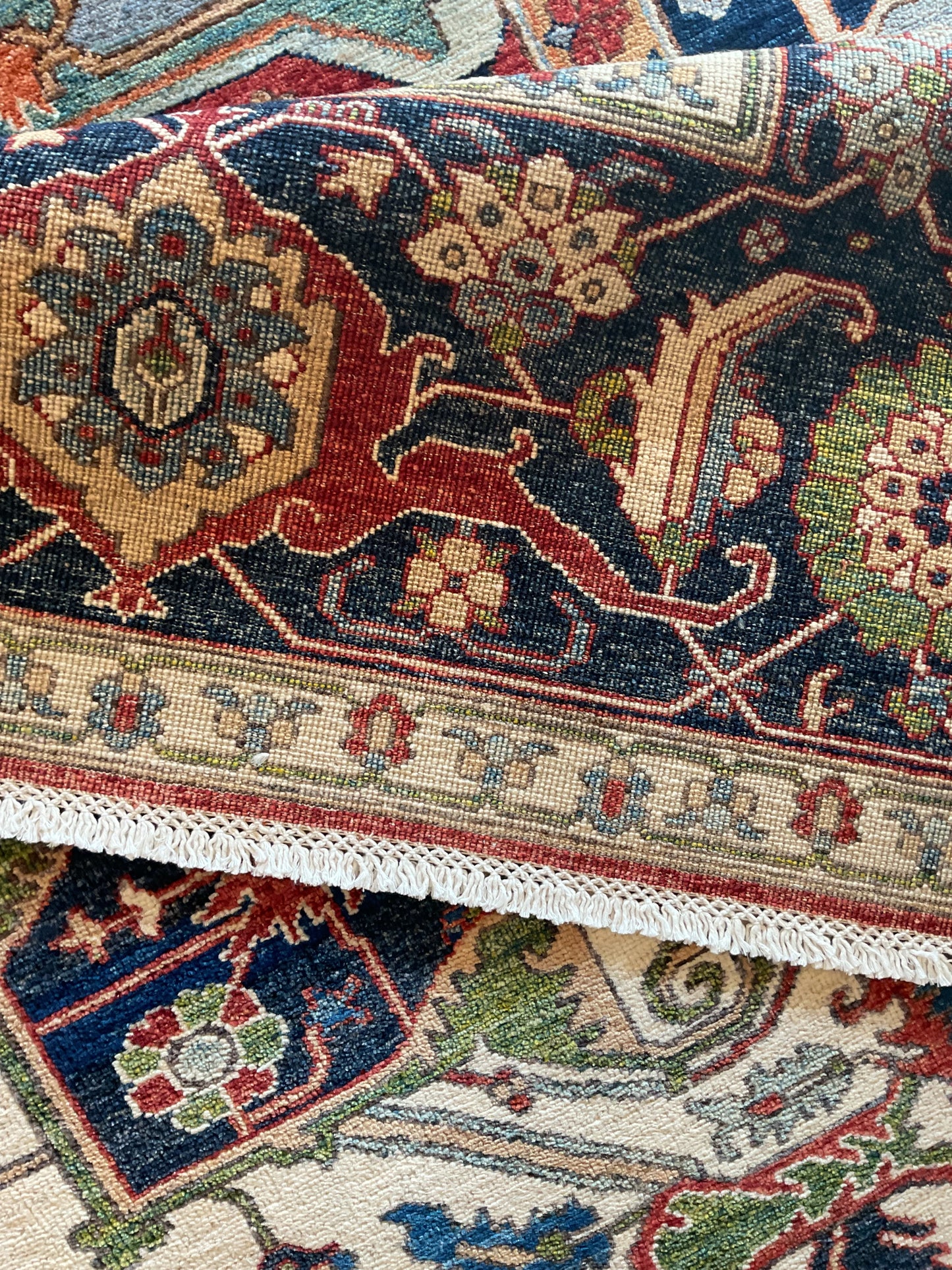 Pakistan Serapi - 10.4x14.3 - 1886-77