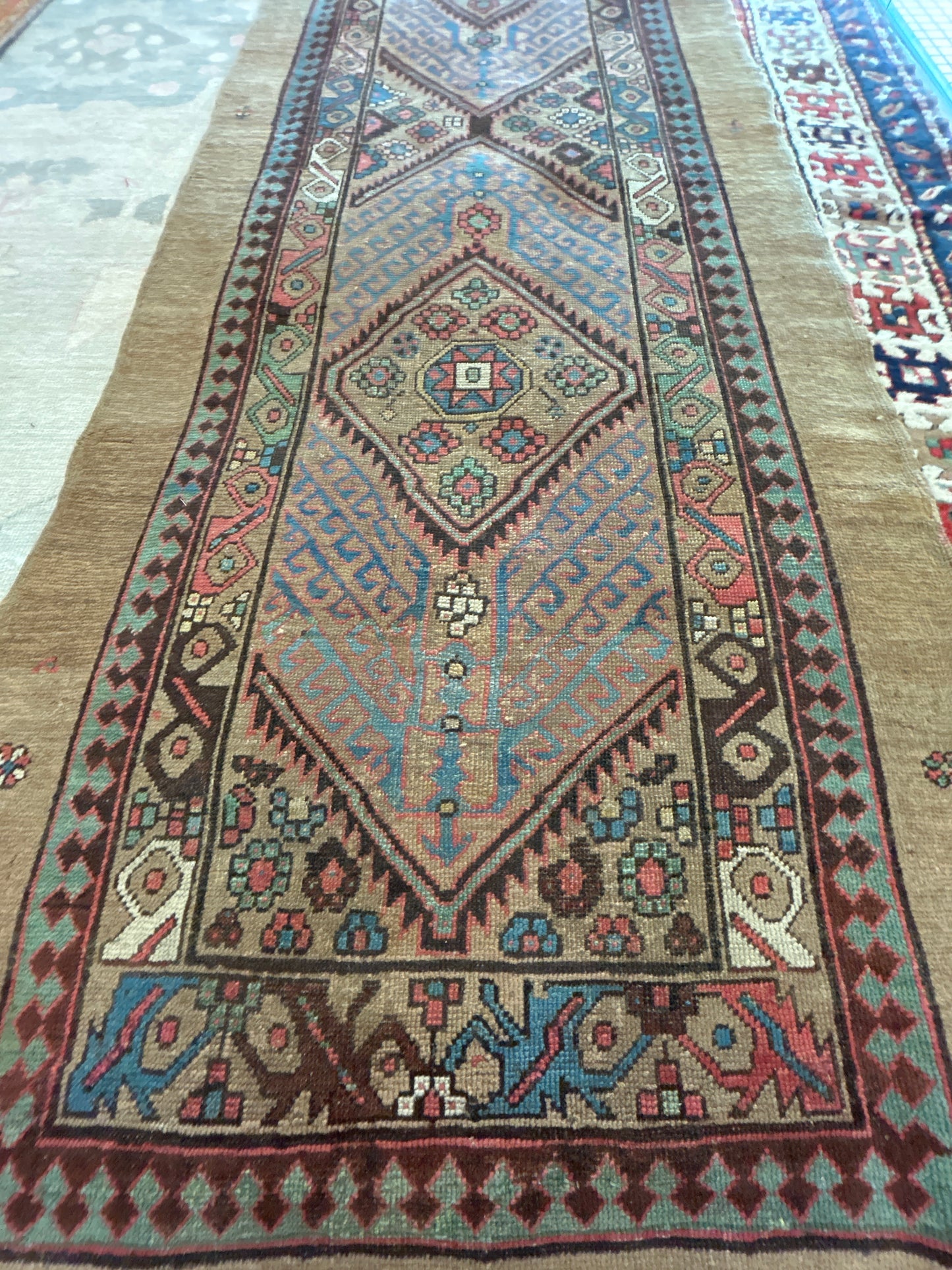 Persian Kurdish Sarab - 3.4x13.2 - FA11679