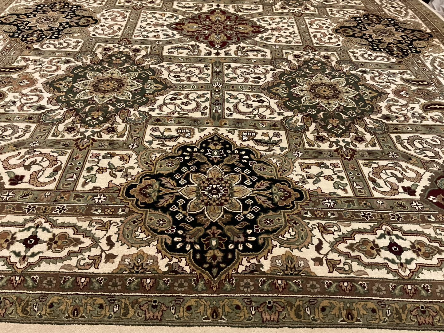 Indian Agra Jaipur - 8.2x10.2 - K5910