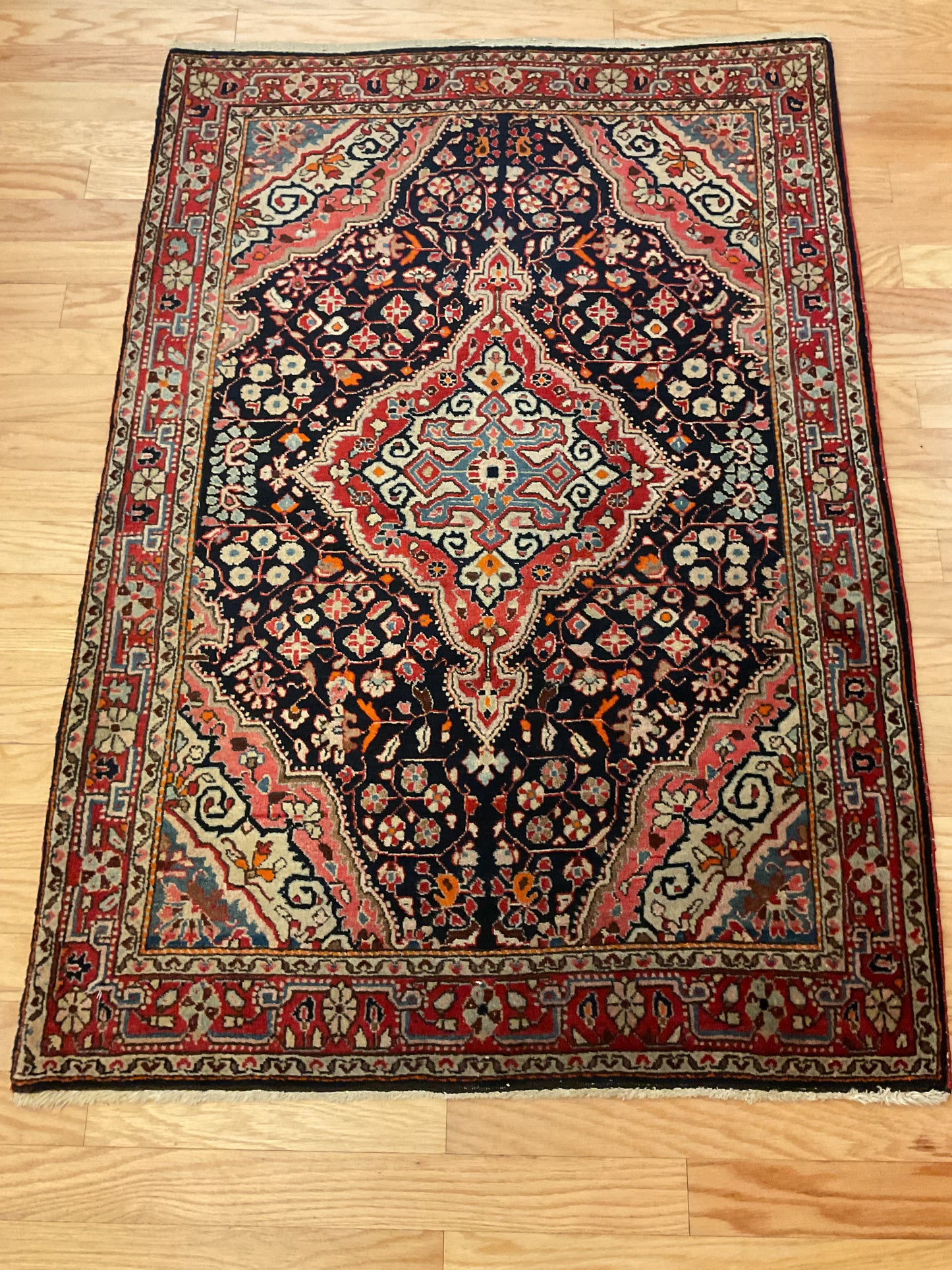 Persian Joeshan - 3.6x5.0 - M6187
