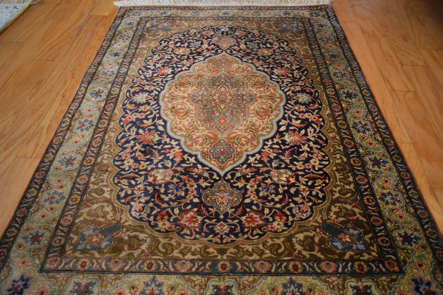 Sino Ghom Silk - 2.8x3.8 - Hash11363