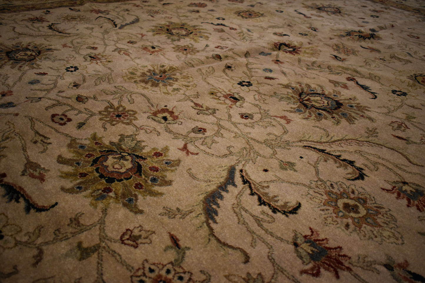 Indian Peshawar - 12.5x18.3 - M6258
