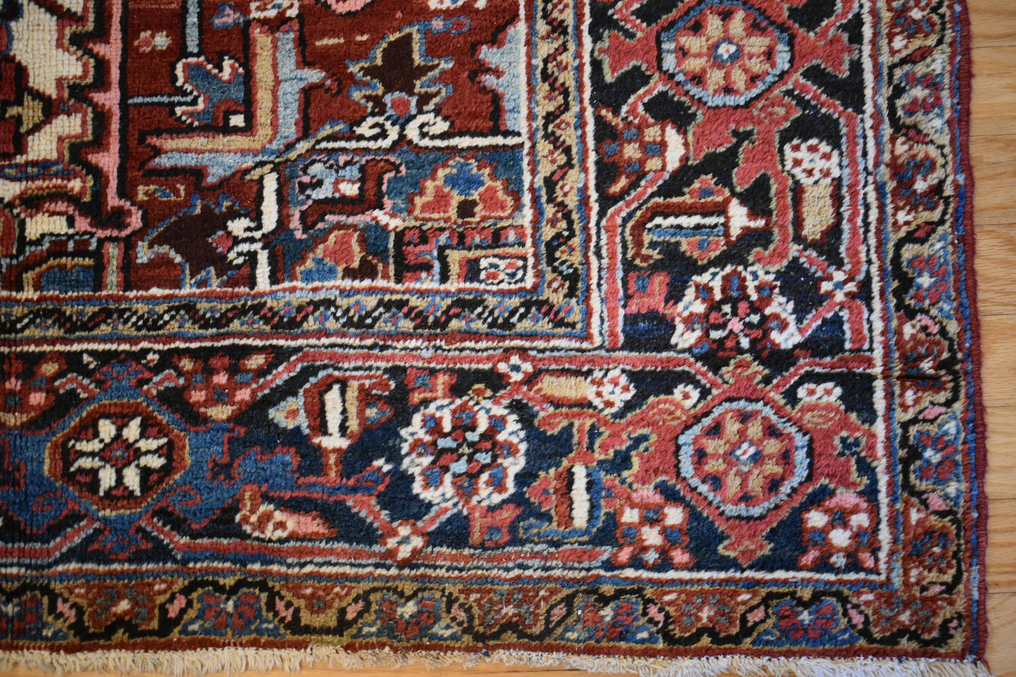 Persian Heriz - 8.1x11.2 - 119617