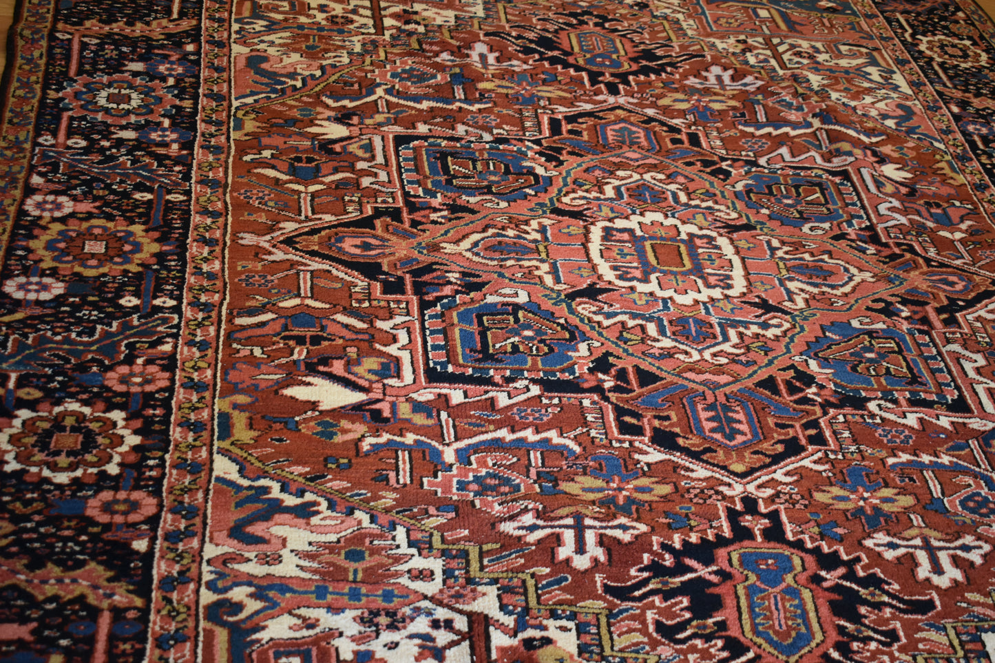 Persian Heriz - 7.6x10.3 - J5637