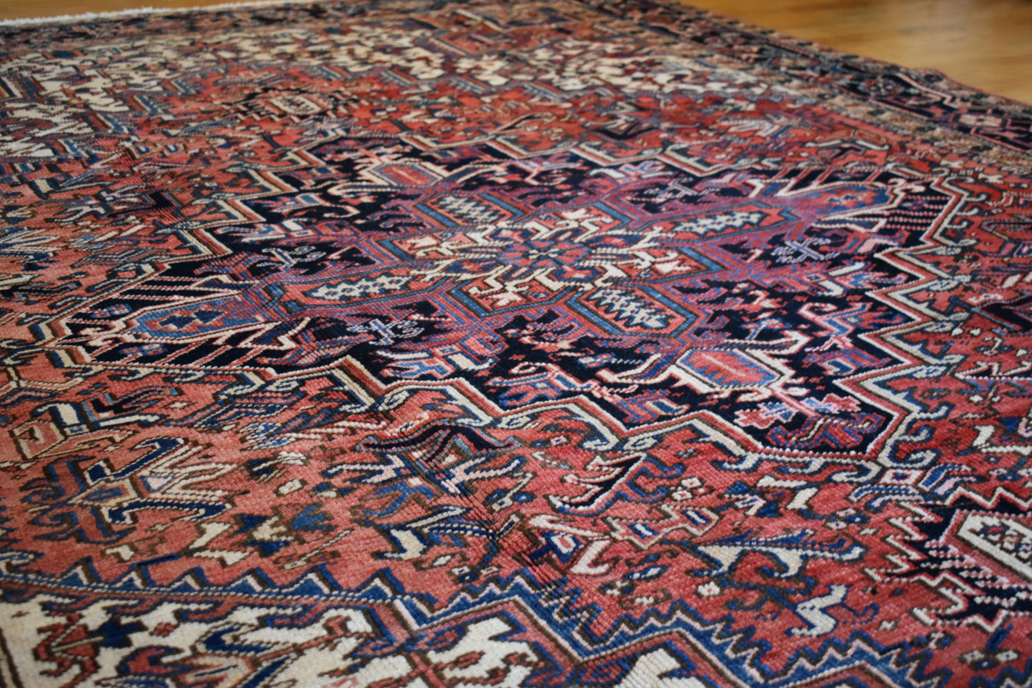 Persian Heriz - 7.5x11.0 - 9694