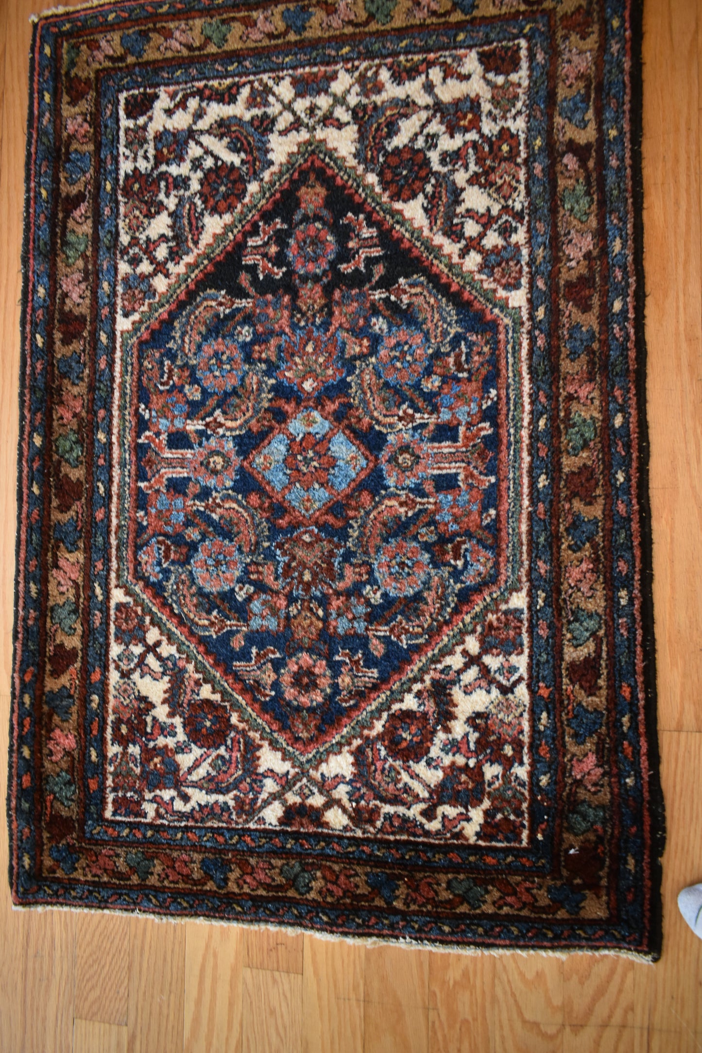 Persian Hamadan - 2.3x4.0 - D11699