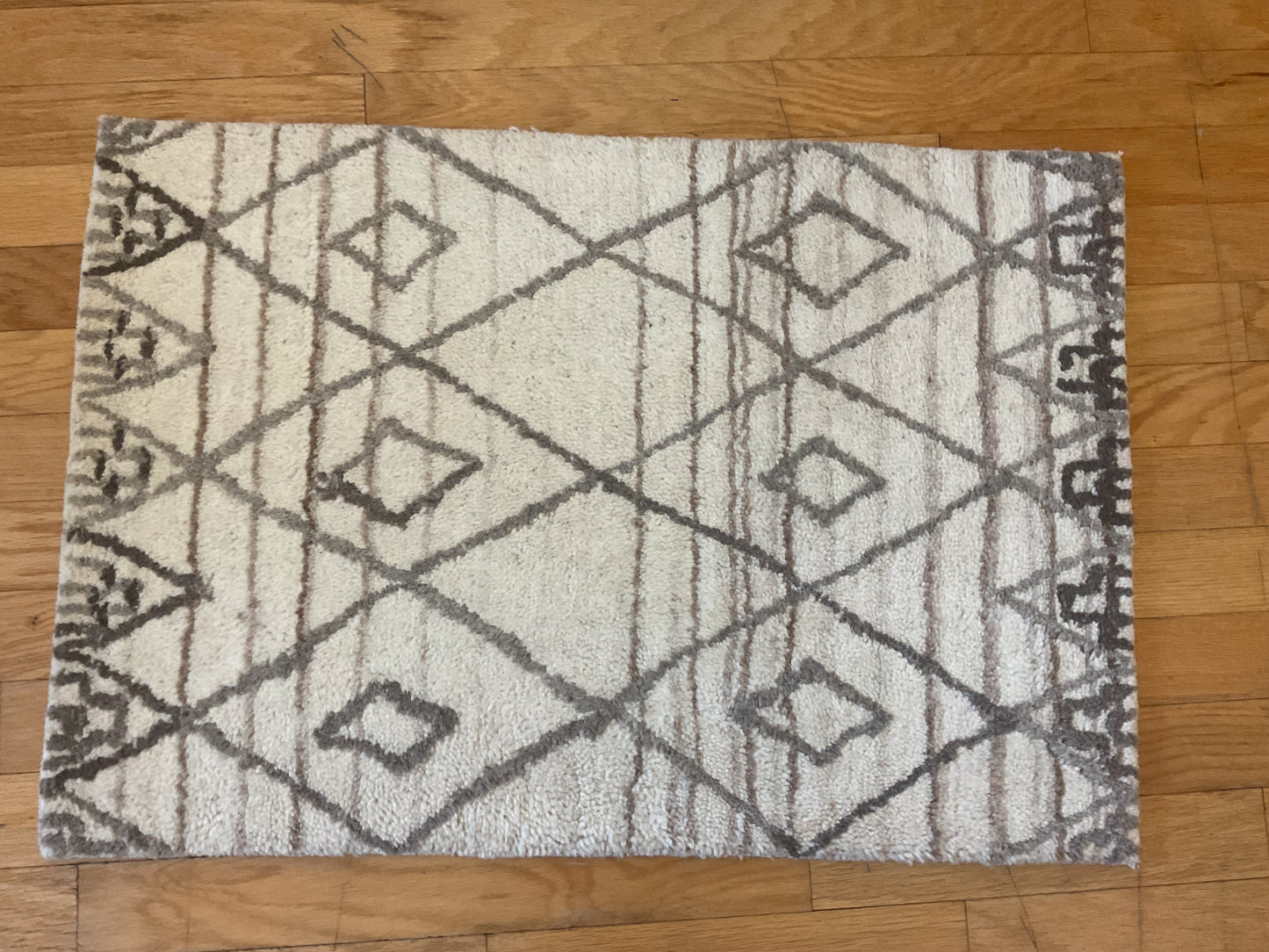 Wool Tufted - 2.0x3.0 - 9