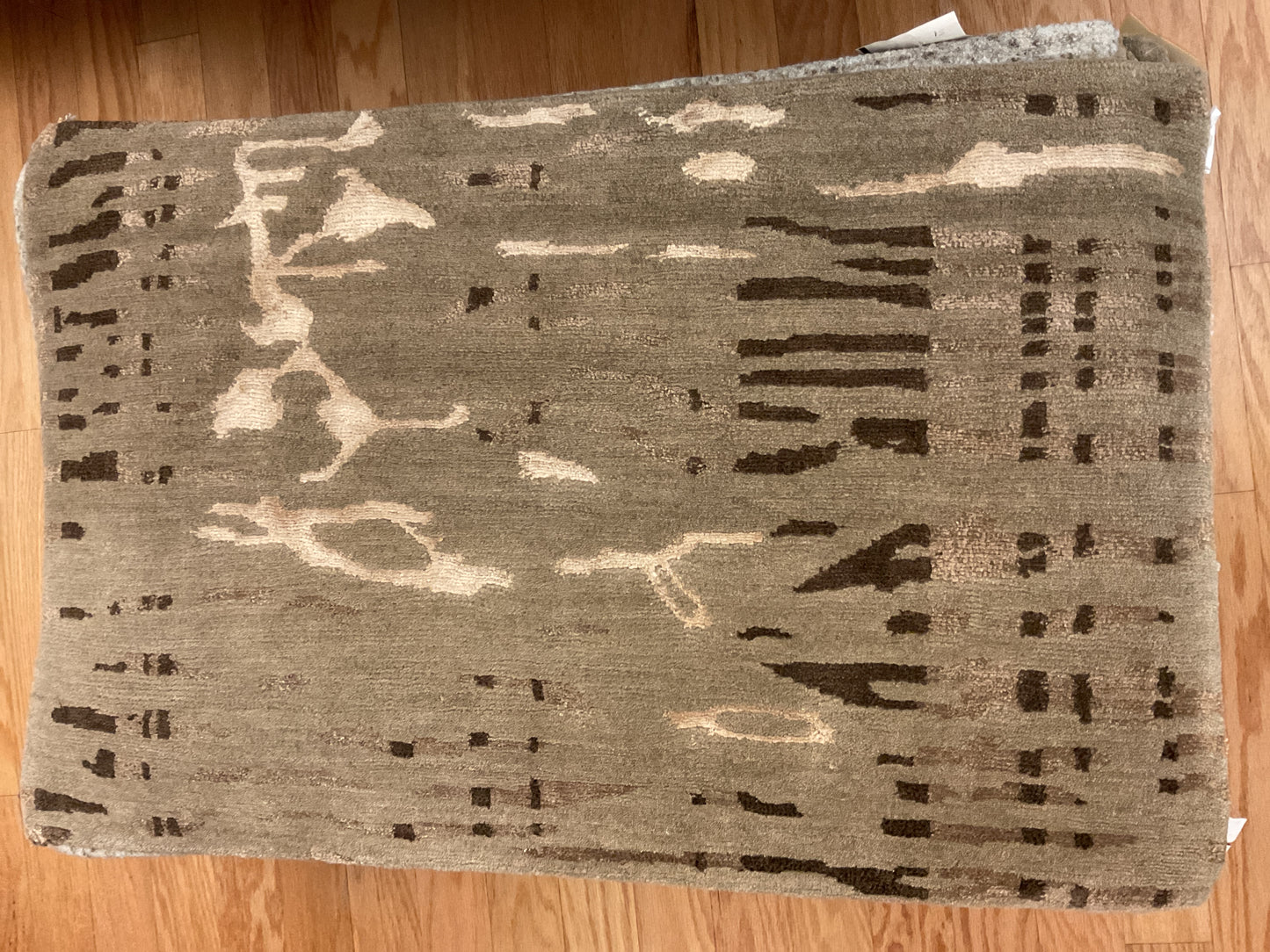 Indian Tibetan W/art silk - 2x3.1 - 210066