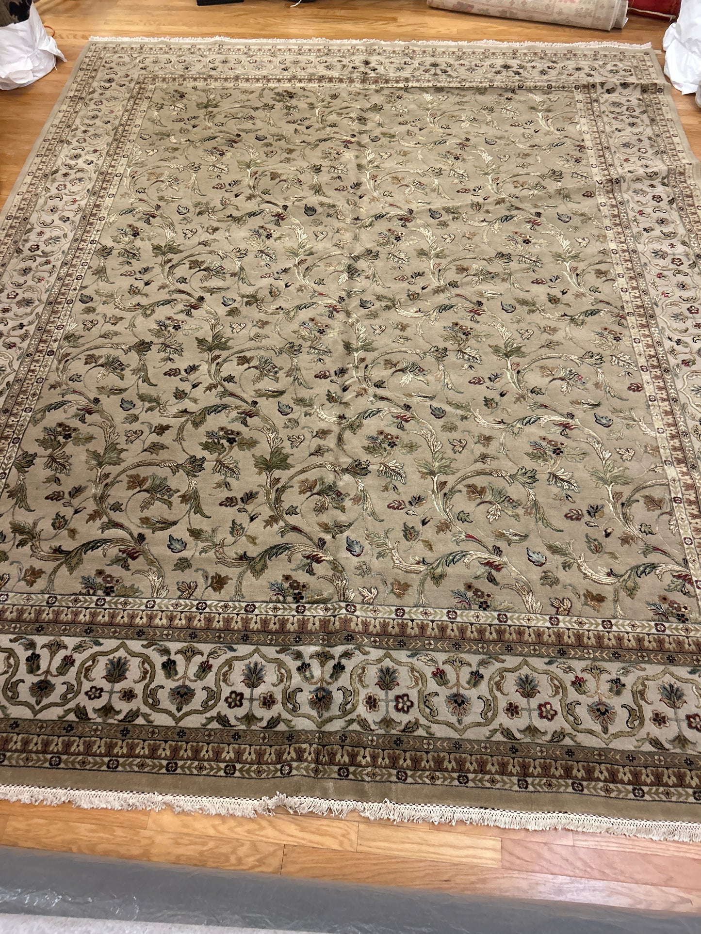 Indian Agra Jaipur W/silk - 12.0x15.0 - P6332