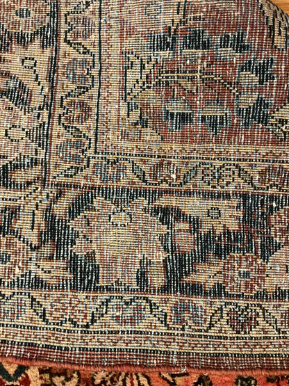 Antique Persian Sarouk Rug, 4' x 6'8", in beige, black and salmon - photo 3