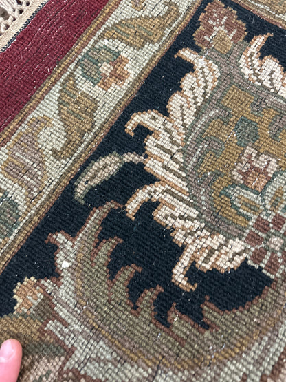 Indian Agra Jaipur Rug, 8' x 9'11", in black, ivory, olive and red - photo 3