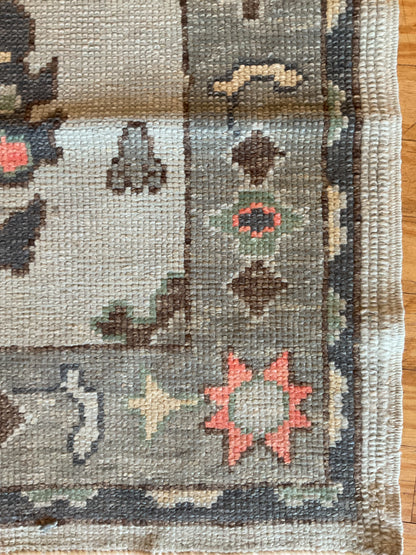Turkish Oushak Rug, 3'1" x 5'9", in charcoal, grey, salmon and teal - photo 3