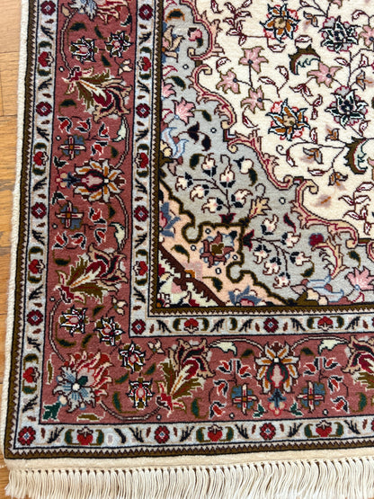 Persian Tabriz Rug, 3'4" x 4'10", in grey, ivory and rose - photo 2