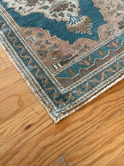 Vintage Turkish Anatolian Rug, 1'8" x 3'6", in brown, ivory and teal - photo 3