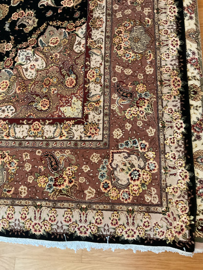 Sino Tabriz Rug with Silk, 9'10" x 14'1", in beige, black, brown and gold - photo 3