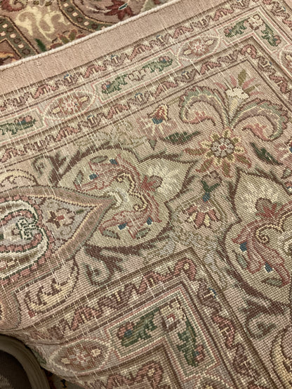 Pakistani Yazd Rug, 8'1" x 10'3", in beige, rose and tan - photo 4
