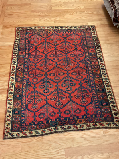 Antique Persian Kurdish Rug, 4'1" x 5'3", in ivory, navy and red - photo 4