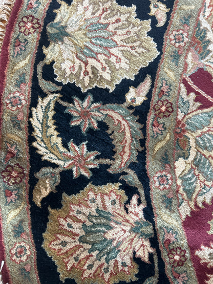 Indian Agra Jaipur Rug, 8'9" x 8'9", in black, burgundy, green and ivory - photo 2
