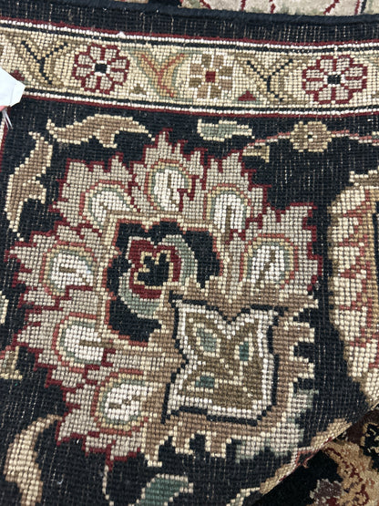 Indian Agra Jaipur Rug, 8'1" x 10'3", in beige, black, burgundy and ivory - photo 2