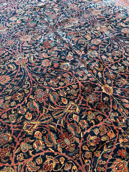 Antique Persian Sarouk Farahan Rug, 10'6" x 16'10", in burgundy, navy and red - photo 4