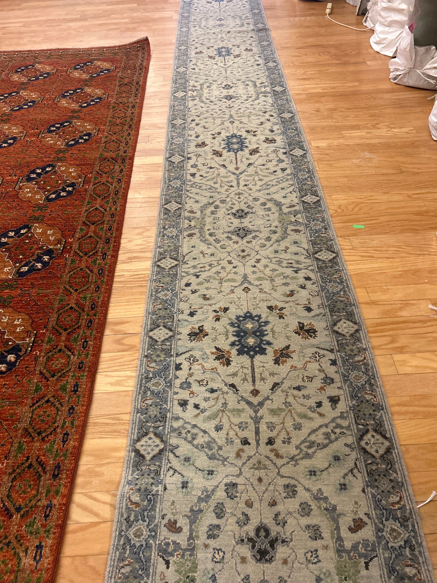 Indian Agra Tabriz - 2.7x22.0 - 556692