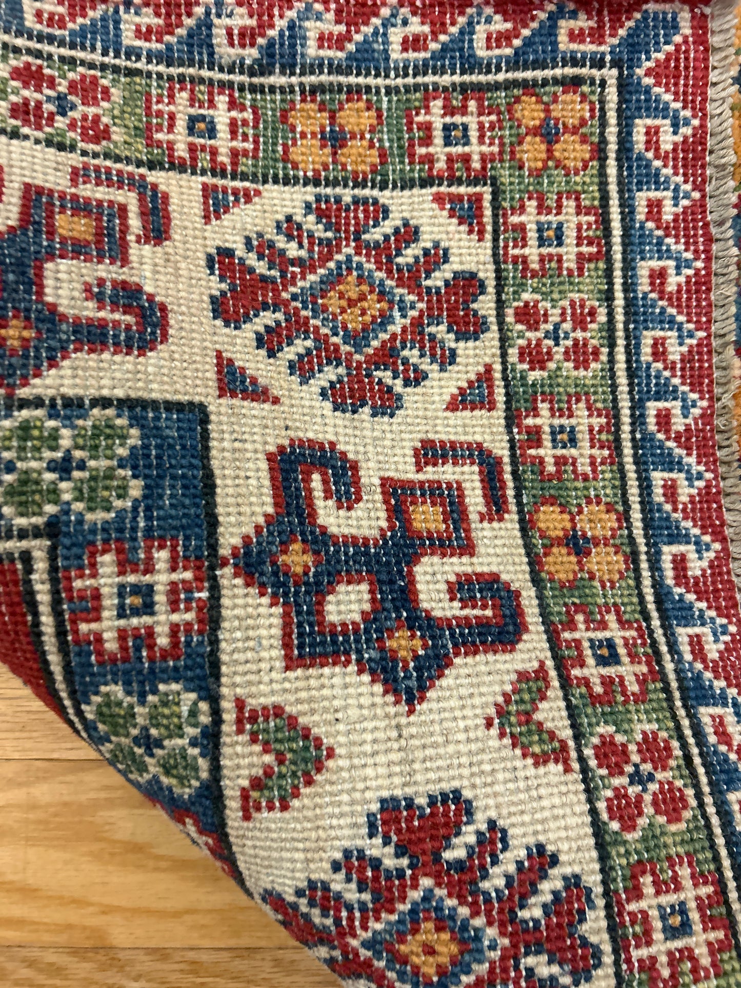 Afghan Kazak - 3.9x15.11 - 303