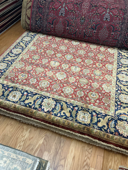 Indian Infahan Rug, 9' x 11'10", in gold, navy and red - photo 2