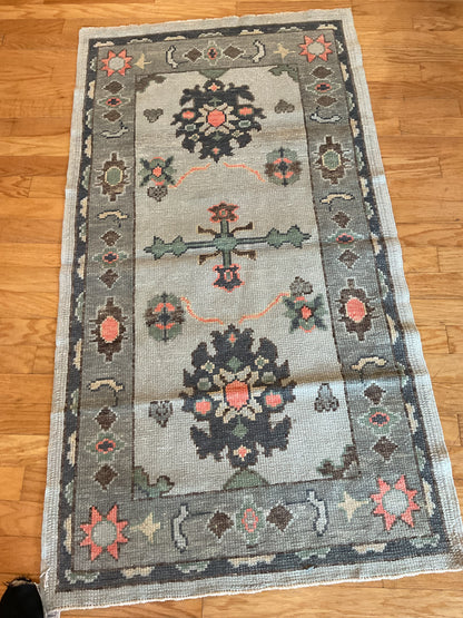 Turkish Oushak Rug, 3'1" x 5'9", in charcoal, grey, salmon and teal - photo 4