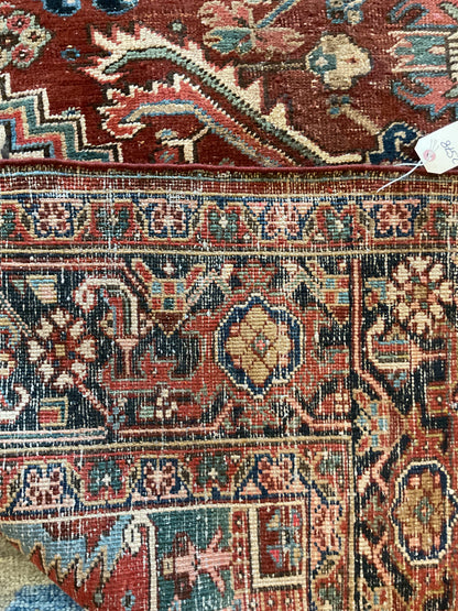 Antique Persian Heriz Rug, 9'5" x 12', in baby blue, ivory, navy and red - photo 3