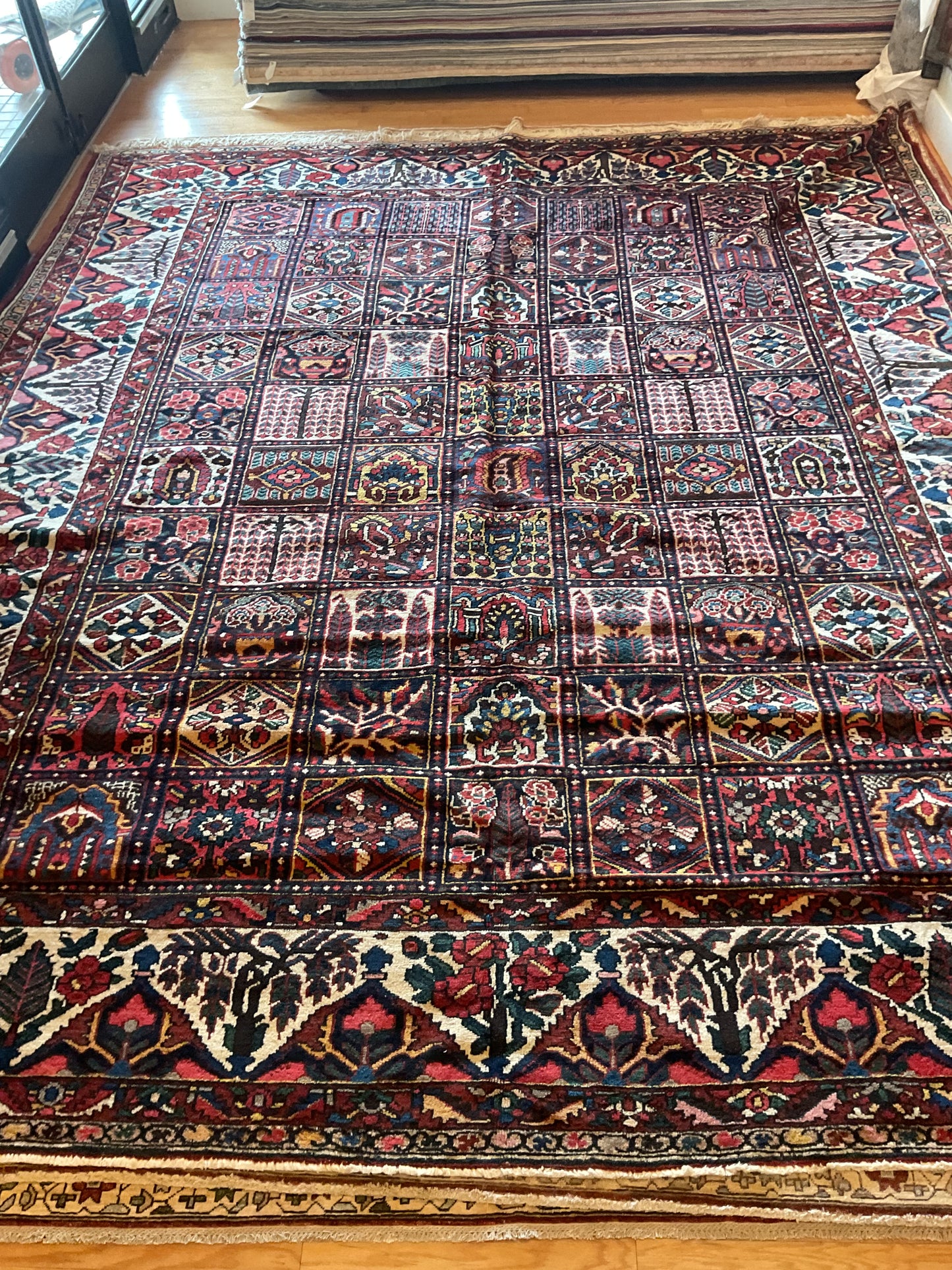 Persian Baktarie - 12.4x14.0 - 119632