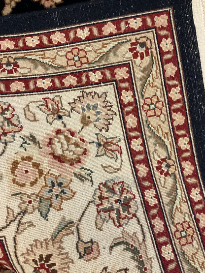 Sino Kashan Rug, 7'9" x 9'9", in ivory, navy, pink and red - photo 3