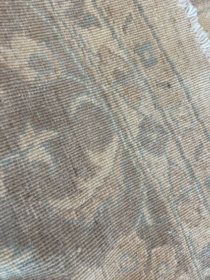 Pakistani Peshawar Rug, 10' x 10', in beige, grey and ivory - photo 3