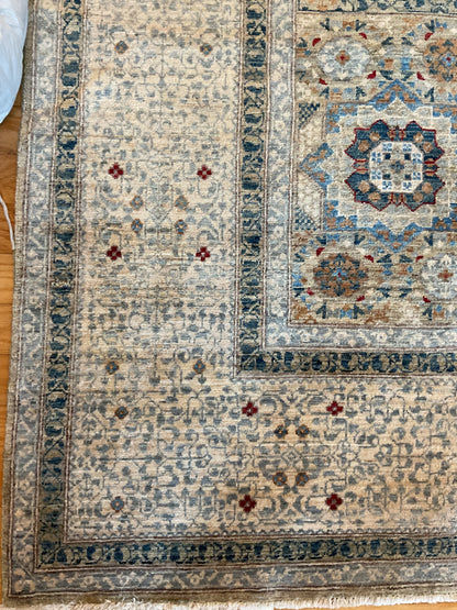 Afghan Mamluk Rug, 9' x 11'10", in beige, blue, gold and grey - photo 2