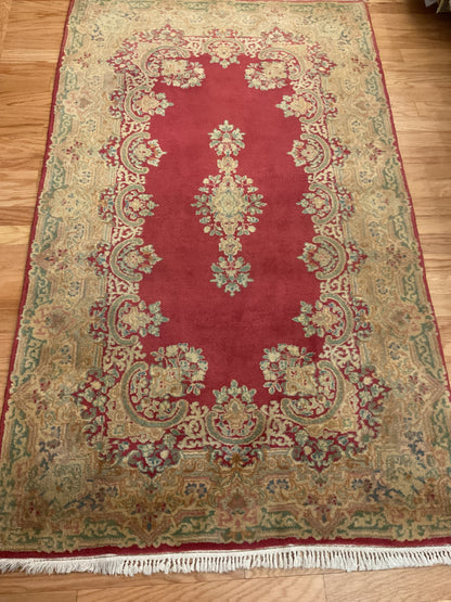 Vintage Persian Kerman Rug, 4'2" x 7', in beige, olive and red - photo 5