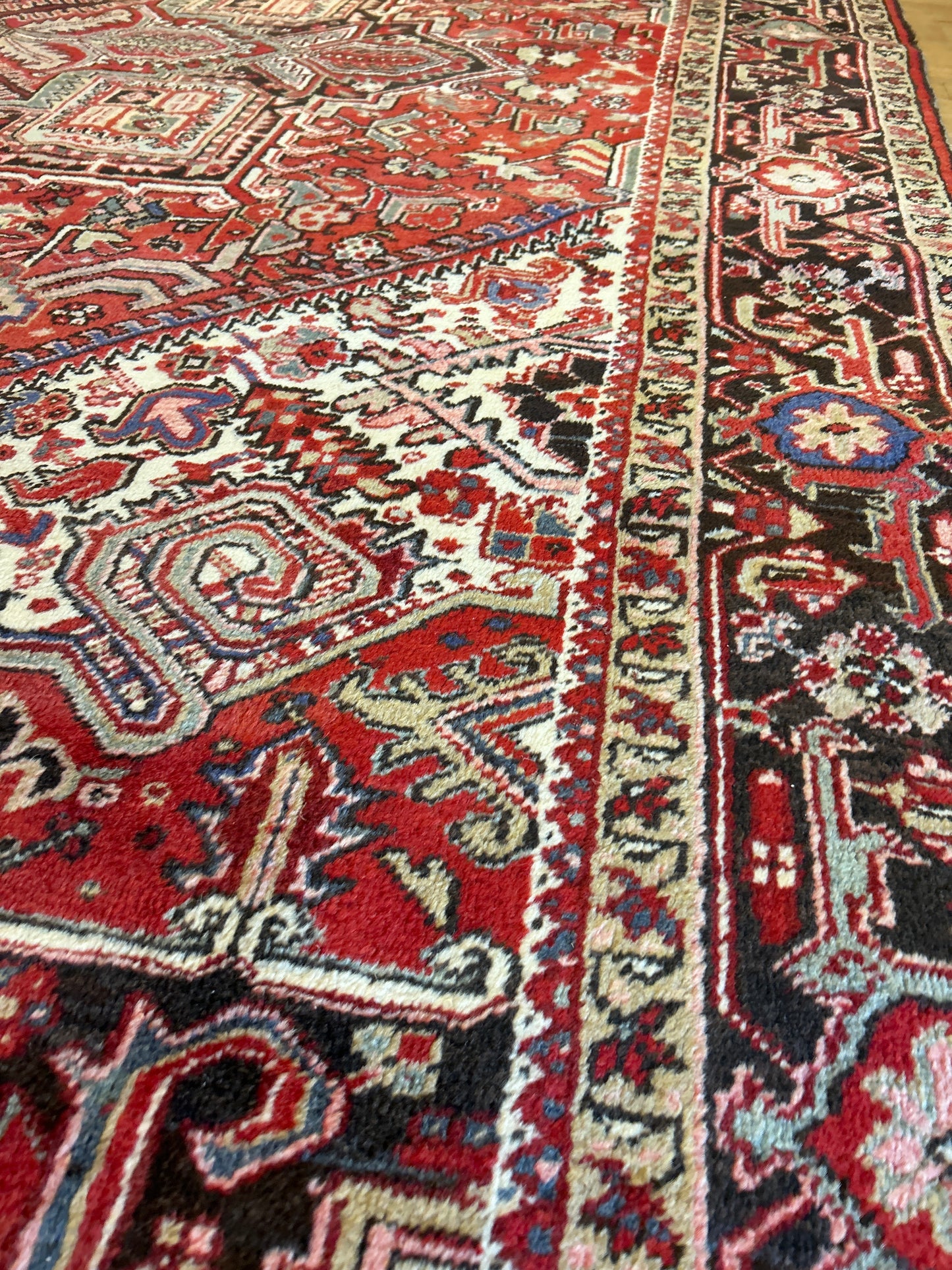 Persian Heriz - 10.3x13.0 - 1194310