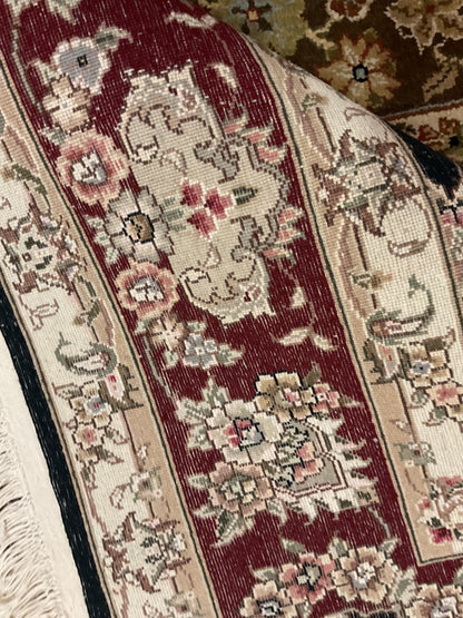 Sino Kashan Rug, 6' x 9', in beige, black, burgundy and ivory - photo 4