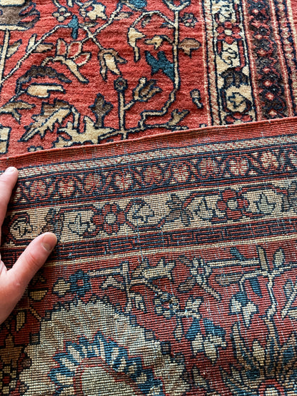 Antique Persian Sarouk Farahan Rug, 10' x 11'8", in ivory, navy and red - photo 4