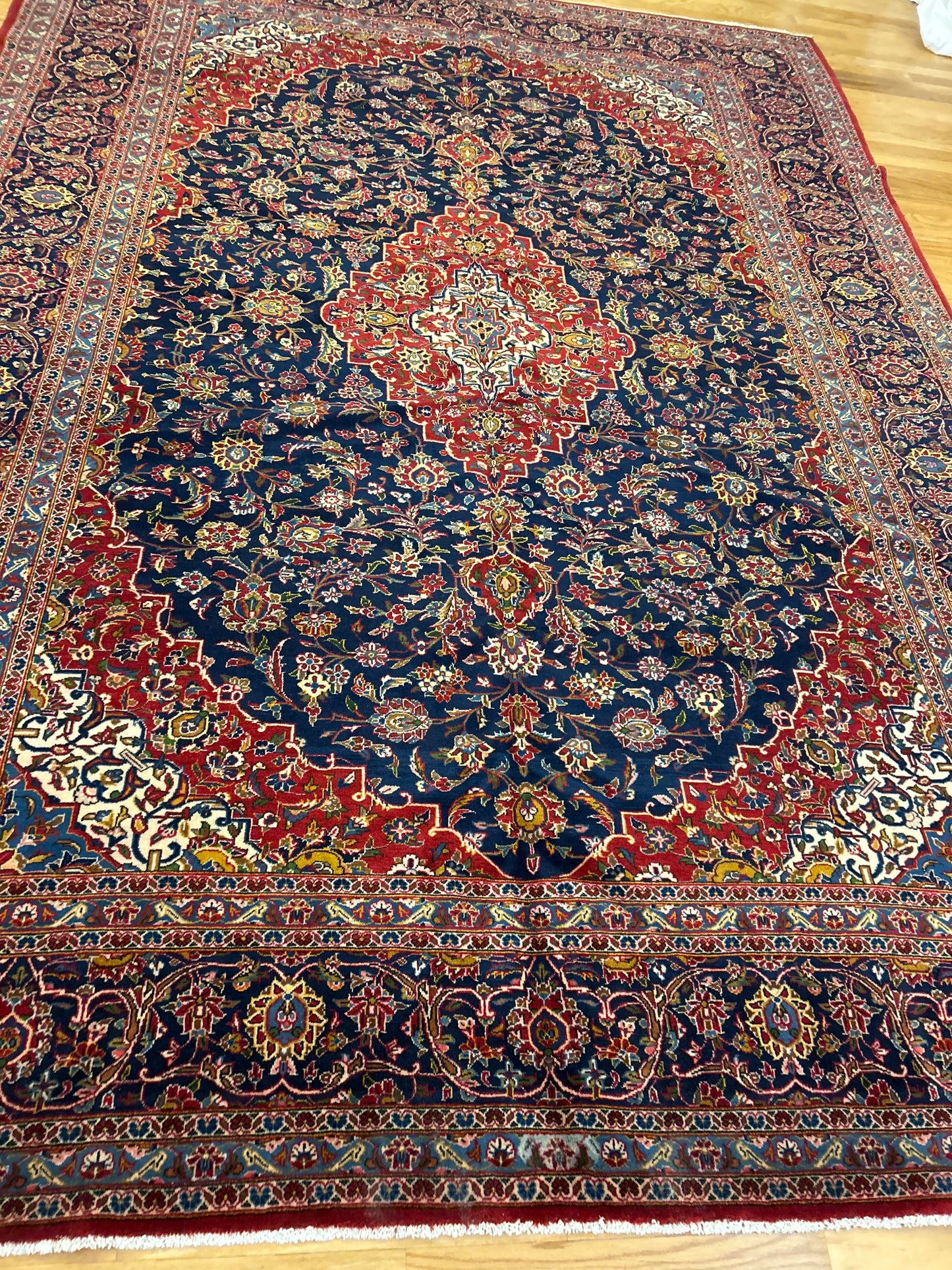 Persian Kashan - 9.6x13.3 - P271