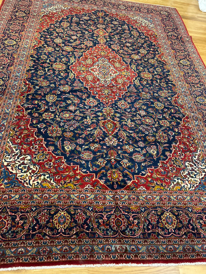 Vintage Persian Kashan Rug, 9'6" x 13'3", in ivory, navy and red