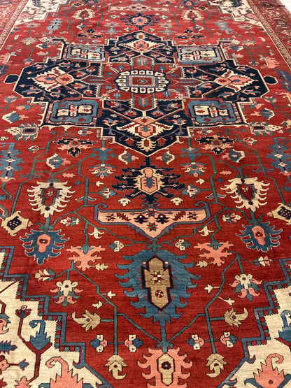 Antique Persian Serapi Rug, 13' x 19'6", in blue, ivory, navy and rust - photo 2