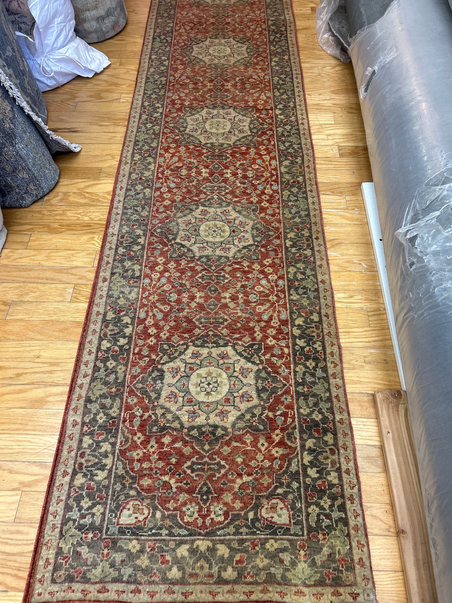Indian Sultanabad - 2.8x23.7 - 42700