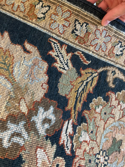 Indian Mohal Rug, 8'9" x 11'10", in beige, green, navy and peach - photo 4