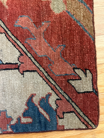 Antique Persian Serapi Runner, 1'8" x 7'6", in brick, khaki, navy and red - photo 2