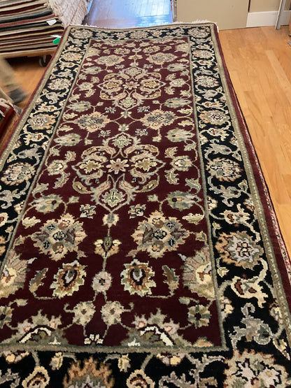 Indian Agra Jaipur Runner, 2'6" x 5'9", in beige, black, burgundy and gold - photo 4
