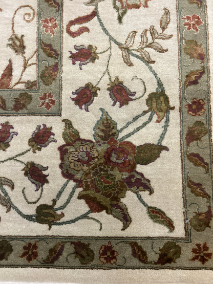 Indian Agra Jaipur Rug with Silk, 9' x 12', in brown, burgundy and ivory - photo 3