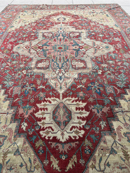 Antique Persian Serapi Rug, 13'1" x 19', in beige, red and teal - photo 2