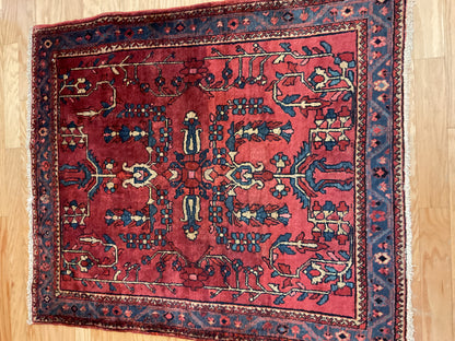 Antique Persian Lilian Rug, 4'2" x 4'6", in blue, ivory, navy and red - photo 4